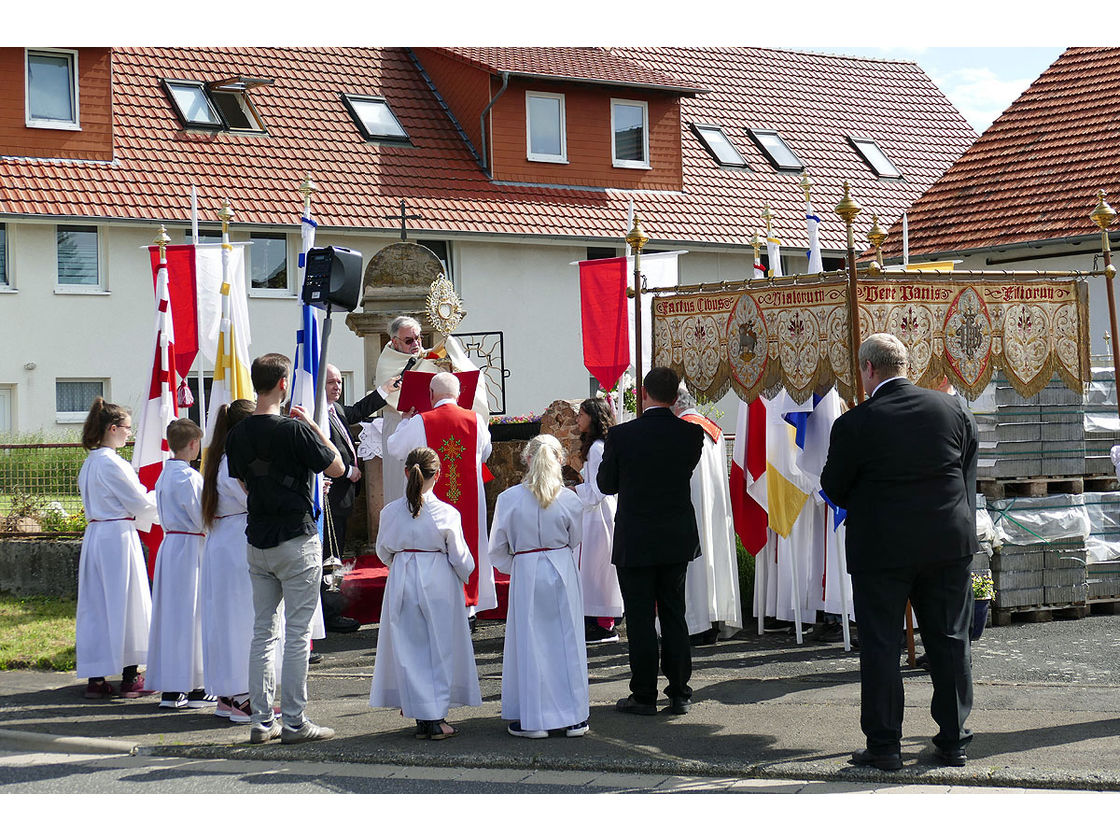 Bittprozession am Pfingstmontag (Foto: Karl-Franz Thiede)